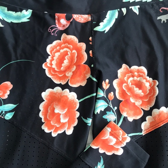 Running Bare Leggings - Picture 4 of 6